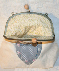 Kosmetiktäschchen beige Piron-Art